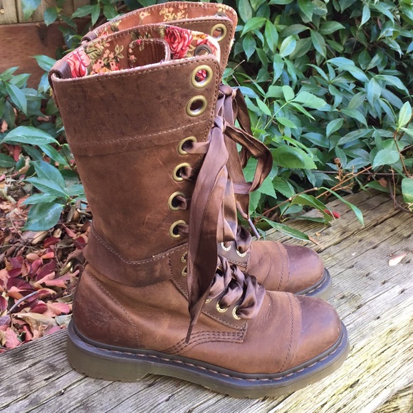 dr martens triumph 1914 size 7